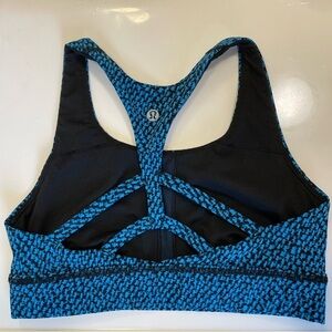 Lululemon Circuit Breaker Bra Scatter Star Beach Blanket Blue Black